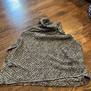 Banana Republic Cowl Neck Poncho Sweater Size M